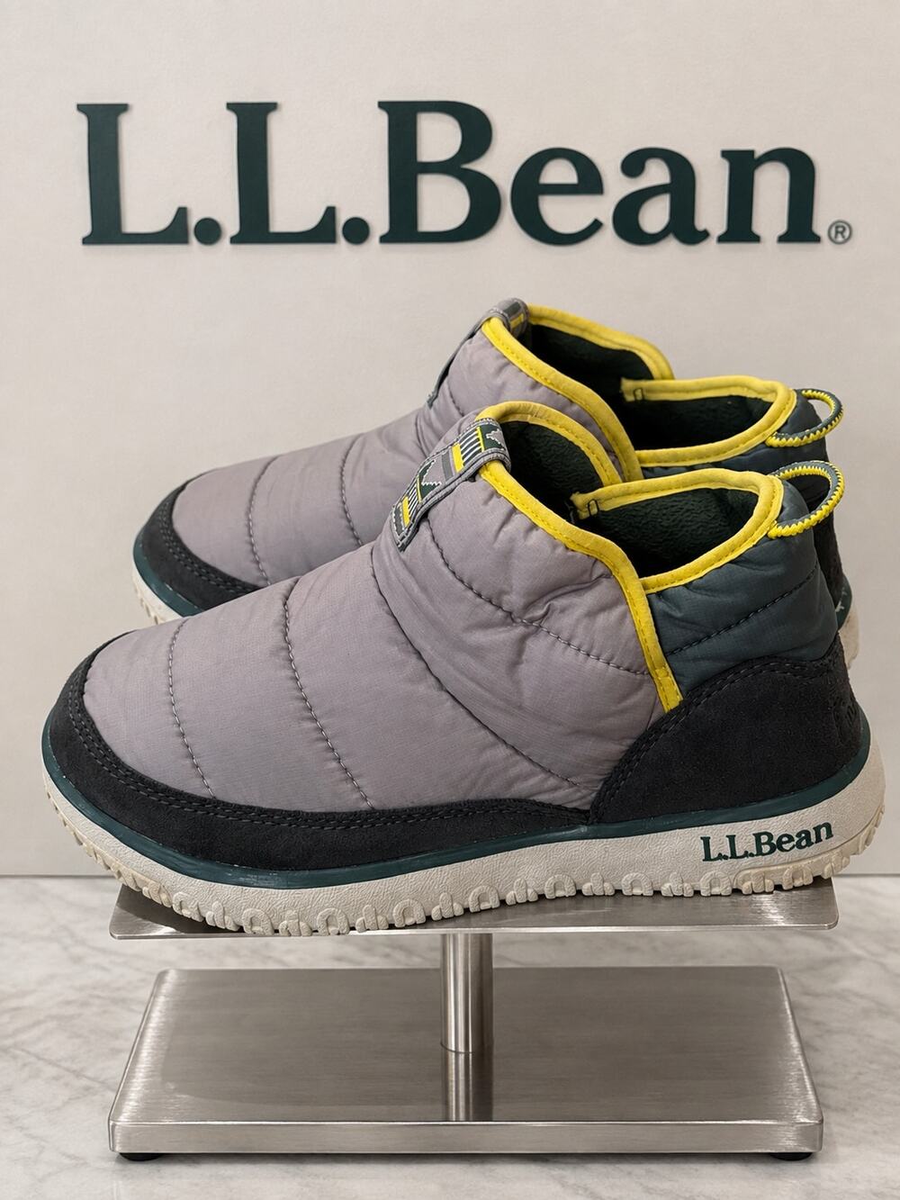 L.L.Bean Mountain Classic Puffer Quilted Slip-On Boots Gray Women’s 6M